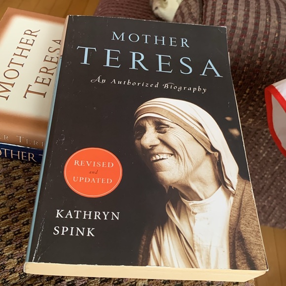 Books about Mother Teresa(6) - Picture 4 of 13